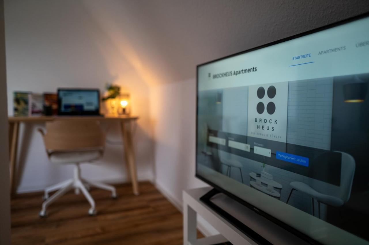 Ruhiges Apartment Klimaanlage I Smart TV I Küche I WLAN I Netflix Magdeburg Exterior foto