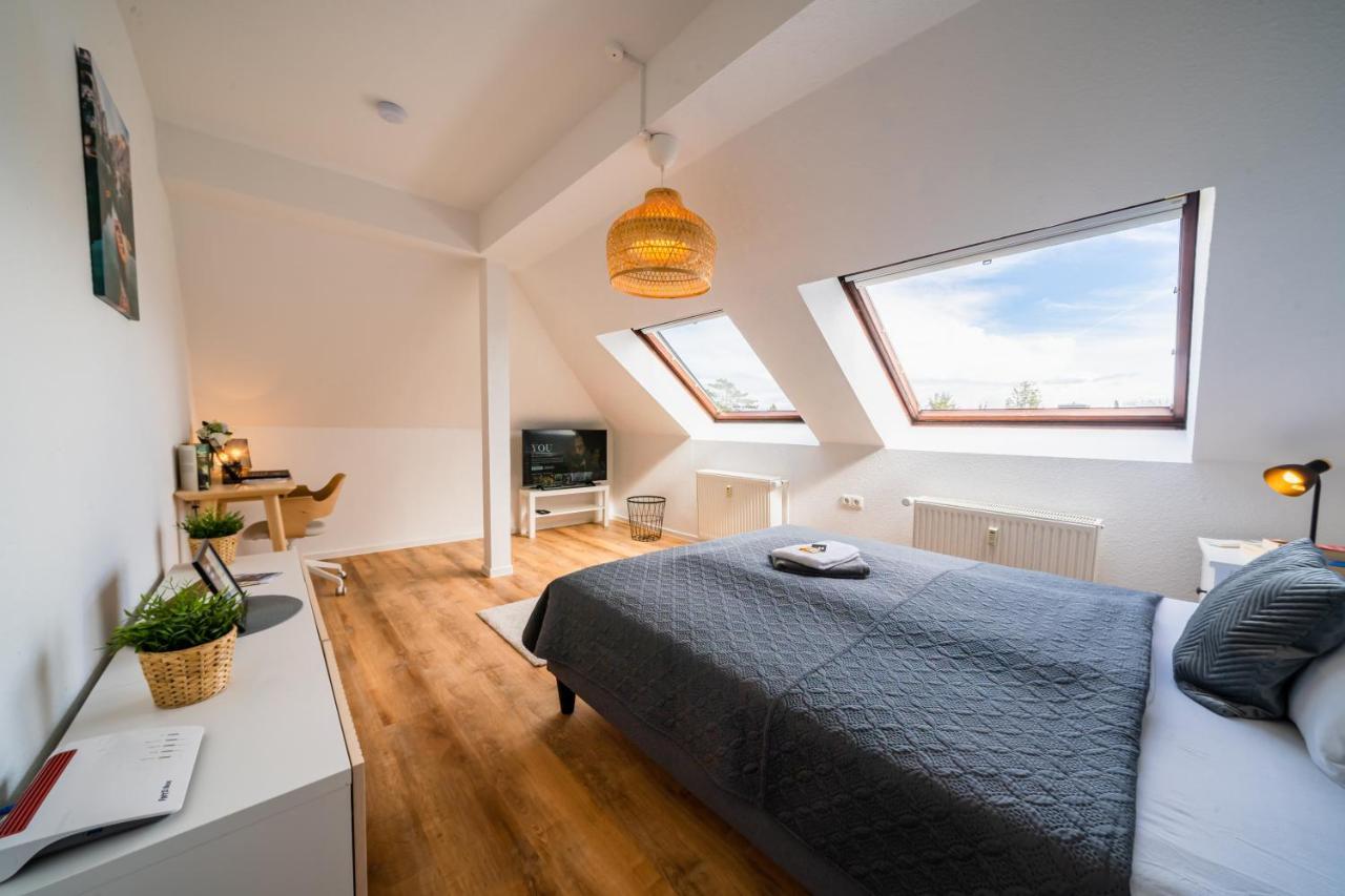 Ruhiges Apartment Klimaanlage I Smart TV I Küche I WLAN I Netflix Magdeburg Exterior foto
